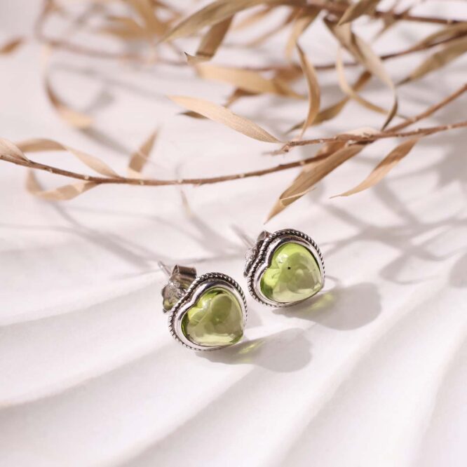 Peridot Heart Sterling Silver 925 Stud Earring