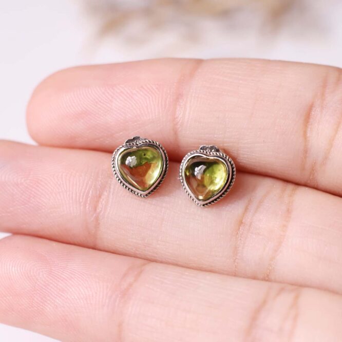 Peridot Heart Sterling Silver 925 Stud Earring