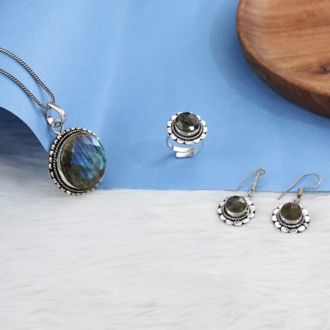 Labradorite Crystal Jewellery Set